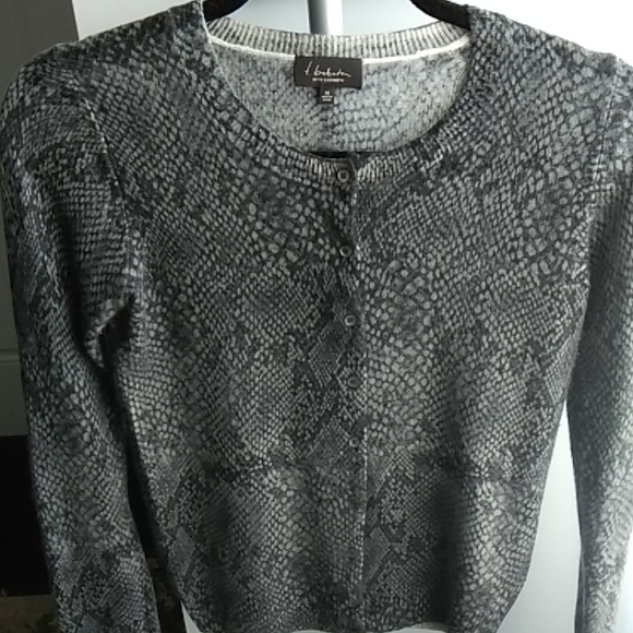 Aritzia Sweaters - t.Babaton ARITZIA Cashmere Cardigan